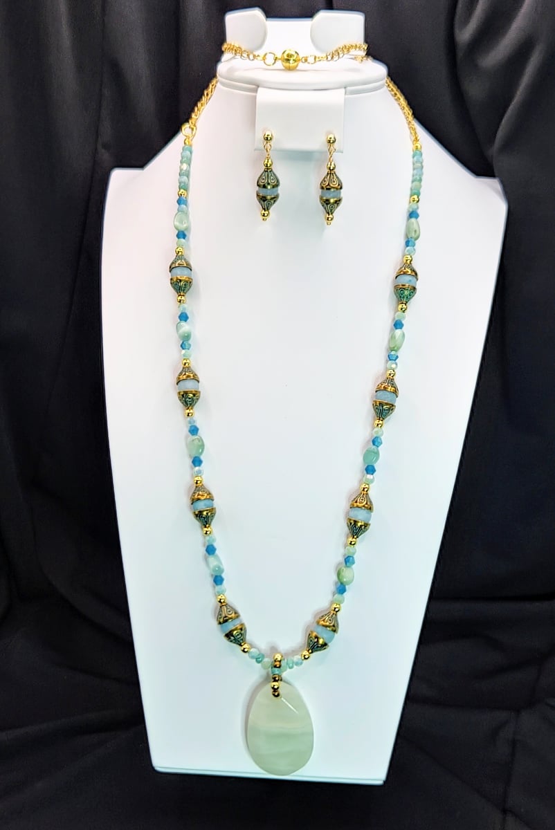 Amazonite and Gold Necklace — another view
